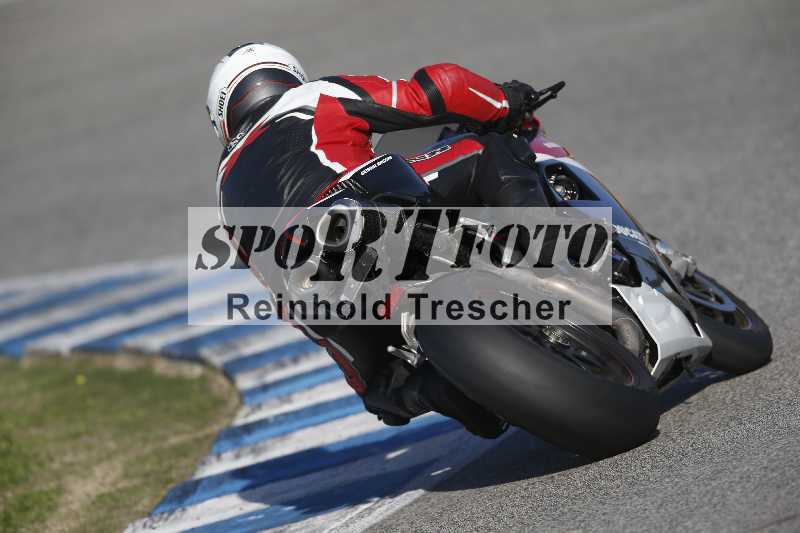 /Archiv-2024/02 29.01.-02.02.2024 Moto Center Thun Jerez/Gruppe gruen-green/40